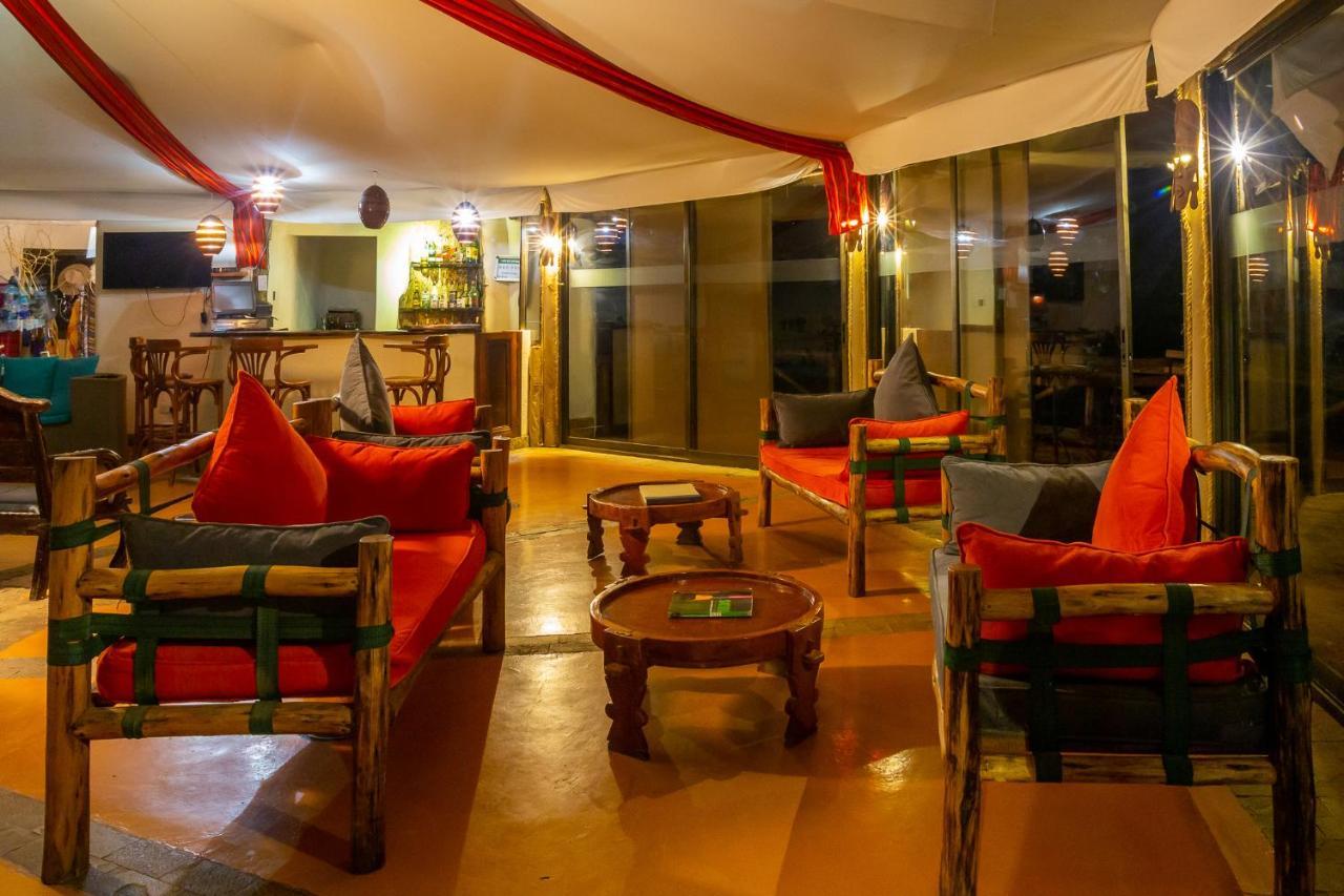 Prideinn Mara Camp & Cottages Talek Exteriör bild